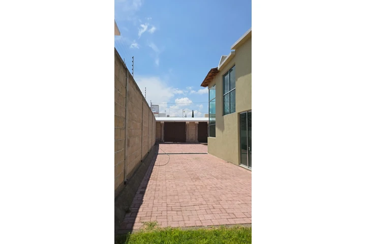 $30000 : FRACC. RESIDENCIAL ITALIA image 4