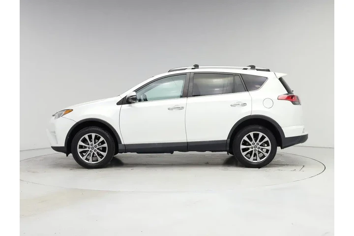 $24998 : Toyota RAV4 2017 AWD Limited image 3