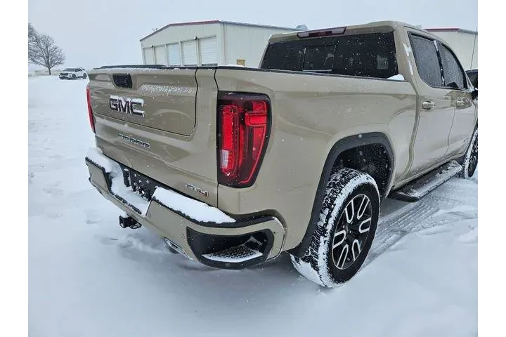 $40000 : GMC Sierra 1500 2023 4x4 AT4 image 5