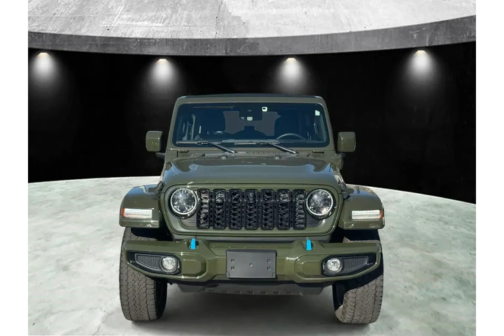 $35985 : Jeep Wrangler 2024 4x4 High image 1