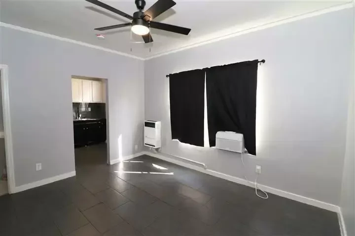 $1387 : APARTAMENTO SINGLE image 3
