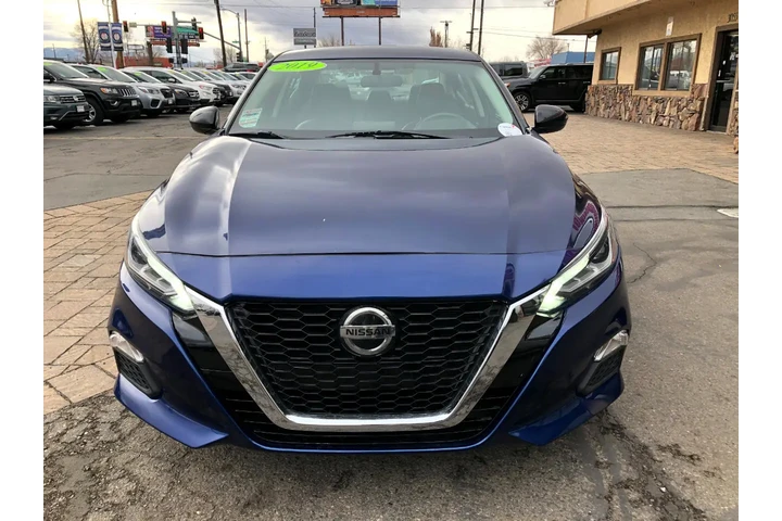 $16990 : 2019 Altima 2.5 SR image 6