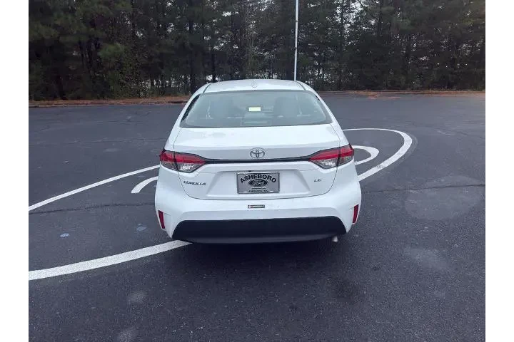 $22774 : Toyota Corolla 2025 LE 4dr S image 6