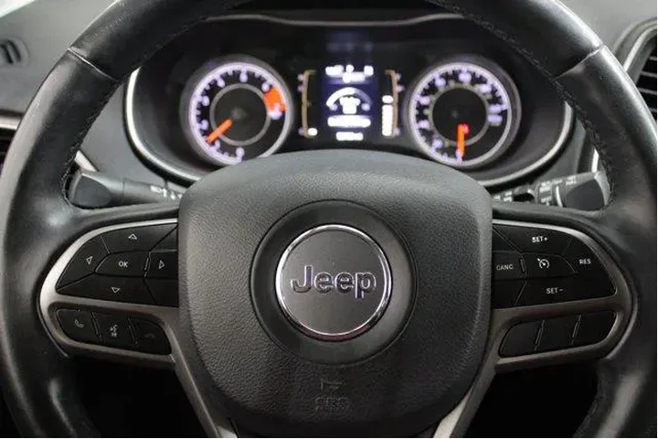 $19928 : Jeep Cherokee 2019 4x4 Latit image 8