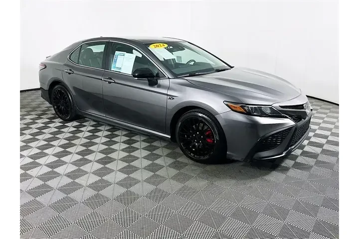 $24500 : Toyota Camry 2024 SE 4dr Sed image 1