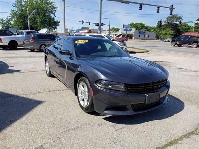 $16900 : 2019 Charger SXT image 4