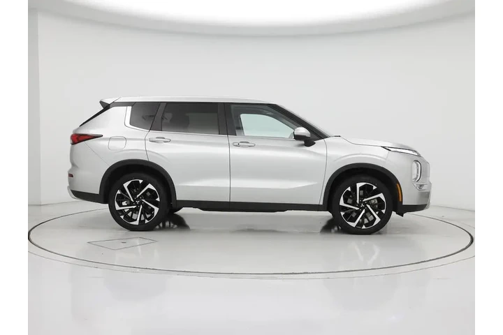 $23998 : Mitsubishi Outlander 2024 AW image 7