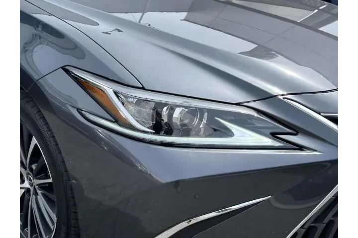 $37990 : Lexus ES 350 2023 4dr Sedan image 9