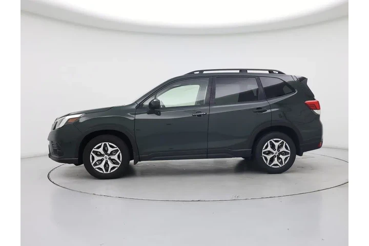 $28998 : Subaru Forester 2024 AWD Pre image 3