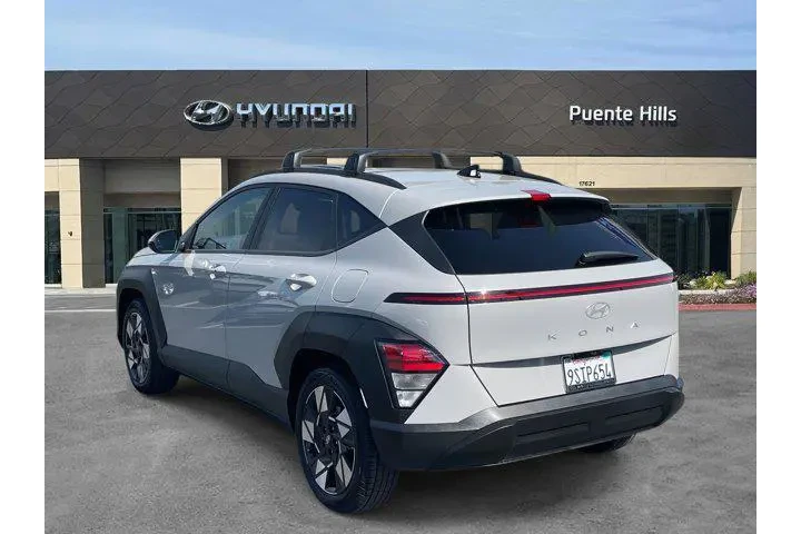 $23401 : Hyundai KONA 2025 SEL 4dr Cr image 4