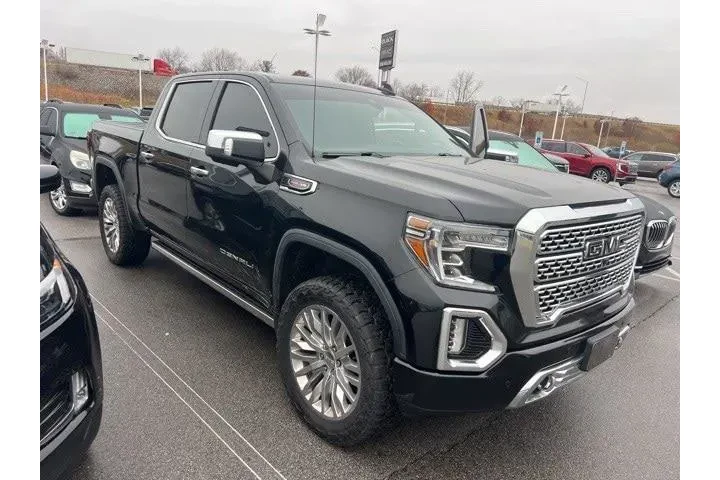 $28759 : GMC Sierra 1500 2019 4x4 Den image 1