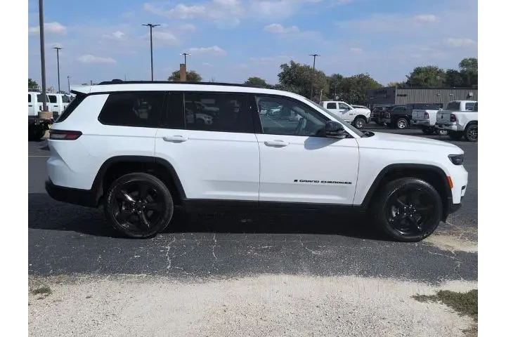 $34489 : Jeep Grand Cherokee L 2023 4 image 9