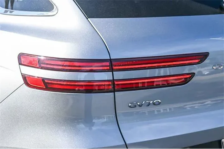 $33000 : Genesis GV70 2022 AWD 2.5T S image 4