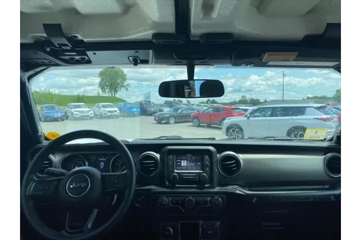 $33990 : Jeep Wrangler Unlimited 2020 image 10