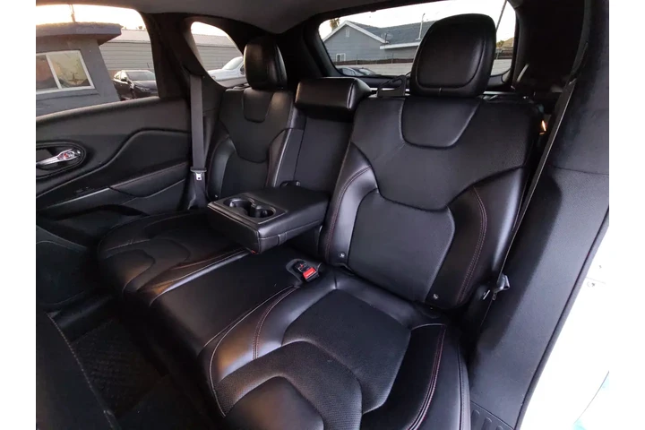 $22995 : 2019 Cherokee Trailhawk Elite image 7