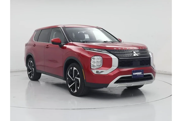 $25998 : Mitsubishi Outlander 2023 SE image 1