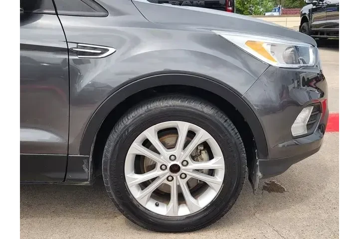 $12823 : Ford Escape 2018 SE 4dr SUV image 7