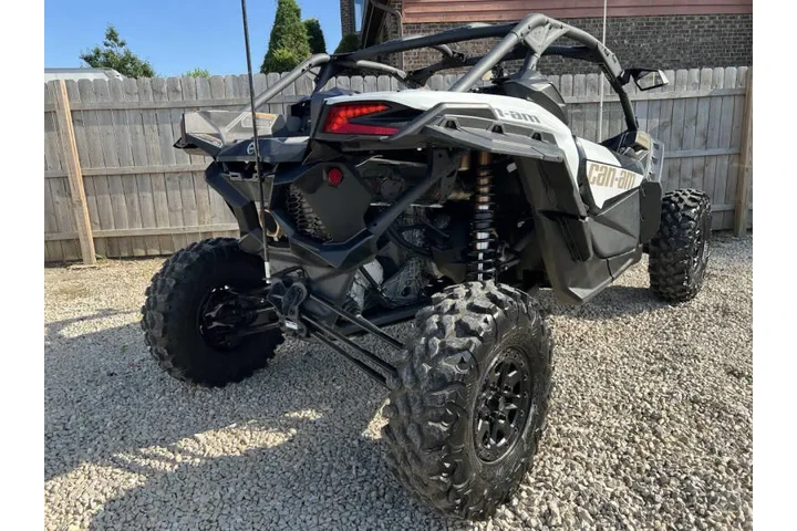 $25995 : 2024 Can-Am MAVERICK X3 RS image 5