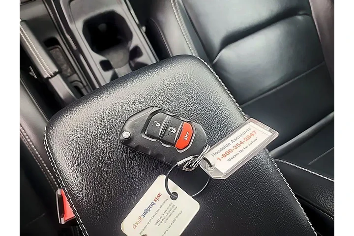 $31496 : Jeep Wrangler 2023 4x4 Sahar image 10