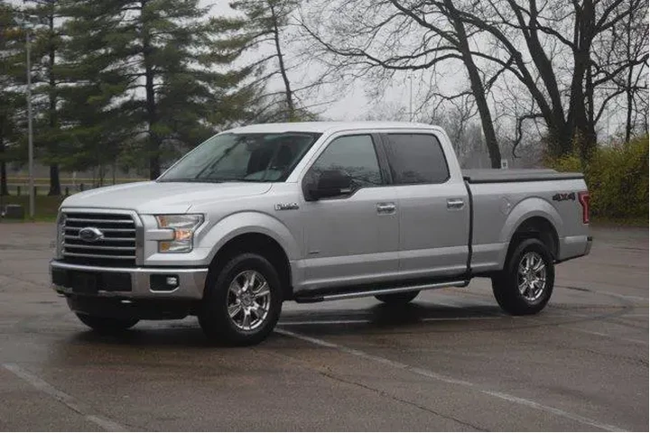 $13000 : Ford F-150 2015 4x4 XLT 4dr image 8