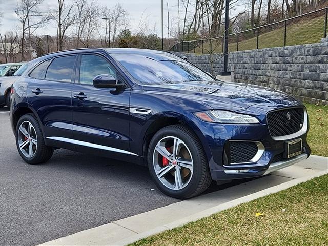 $30990 : 2019 F-PACE S image 10