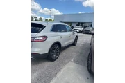 $24059 : Lincoln Nautilus 2020 AWD Re thumbnail