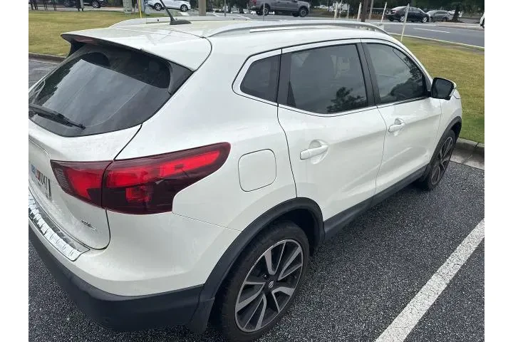 $16998 : Nissan Rogue Sport 2019 S 4d image 3