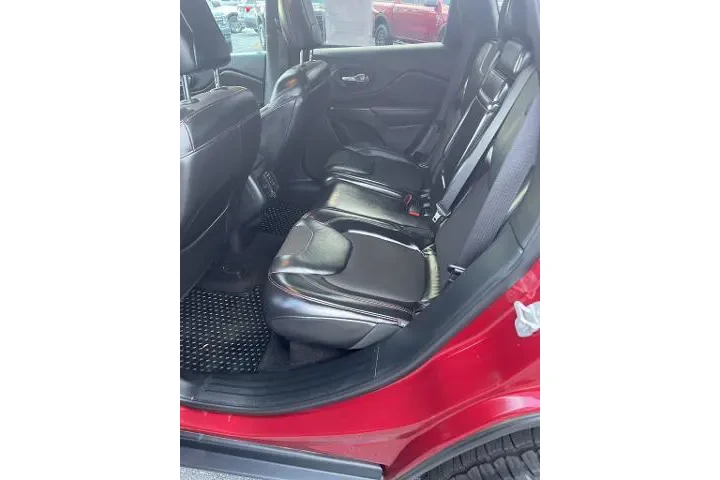 $13840 : Jeep Cherokee 2016 4x4 Trail image 10