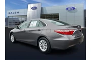 $13295 : Toyota Camry 2017 LE 4dr Sed thumbnail