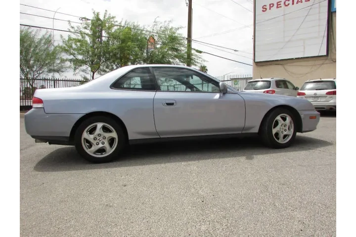 $10995 : 2000 Prelude image 5