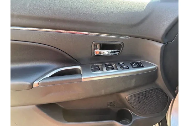 $19995 : 2024 Outlander Sport S image 10