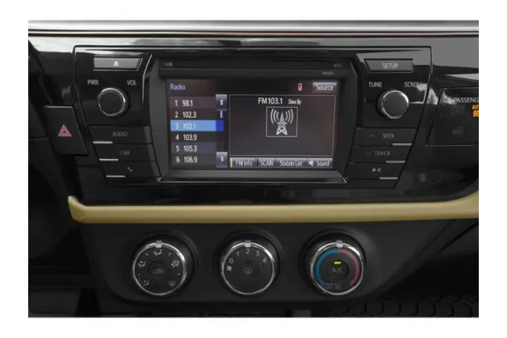 $12543 : Toyota Corolla 2015 S 4dr Se image 10