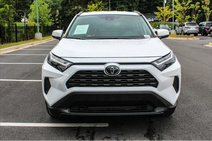 $24920 : Toyota RAV4 2024 XLE 4dr SUV image 8