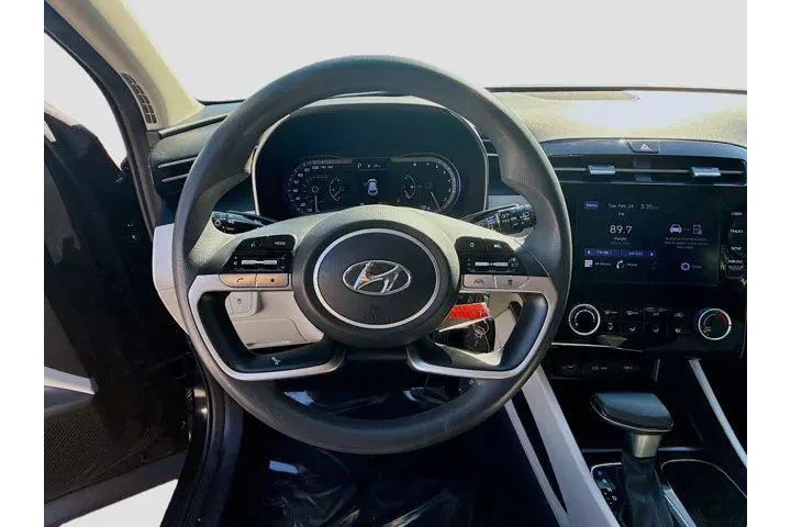 $18598 : Hyundai TUCSON 2023 AWD SE 4 image 8