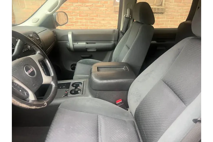 $9500 : 2008 GMC Sierra 1500 SLE1 image 6