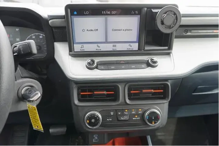 $27588 : Ford Maverick 2023 XLT 4dr S image 8