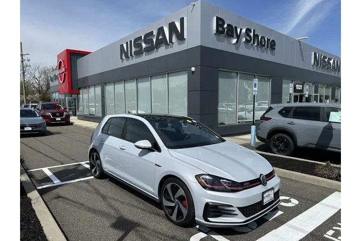 $20537 : Volkswagen Golf GTI 2018 SE image 1