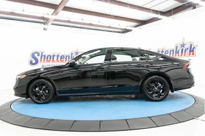 $31349 : Honda Accord 2025 SE 4dr Sed image 5