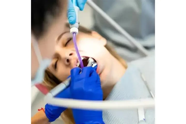Dentista Cosmético image 5