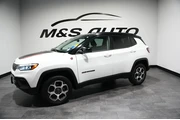 $19117 : 2022 Compass Trailhawk thumbnail
