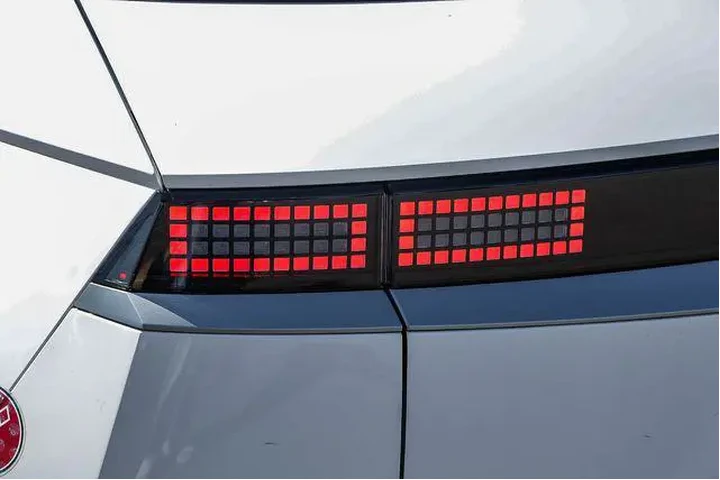 $24777 : Hyundai IONIQ 5 2024 SEL 4dr image 10
