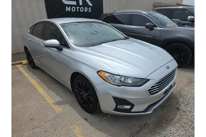 $13773 : Ford Fusion 2019 SE 4dr Seda image 4