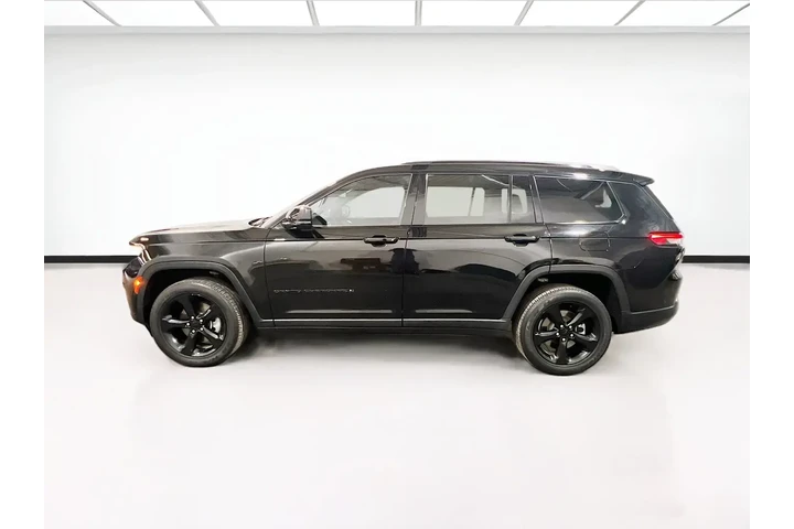 $28200 : Jeep Grand Cherokee L 2022 4 image 4
