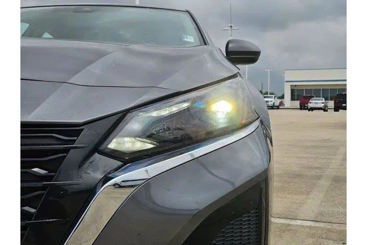 $19275 : Nissan Altima 2025 2.5 SV 4d image 9