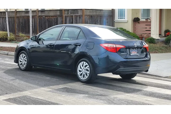 $11988 : 2018 Corolla LE image 6