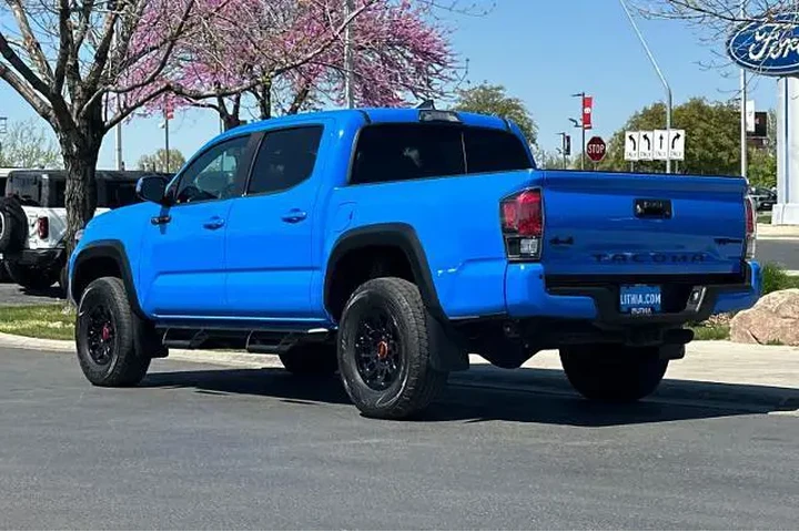 $39995 : Toyota Tacoma 2019 4x4 TRD P image 6