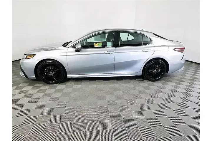 $26500 : Toyota Camry 2023 XSE 4dr Se image 4