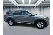 $31495 : Ford Explorer 2023 AWD XLT 4 thumbnail