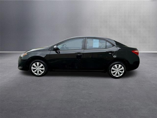 $14973 : 2019 Corolla LE image 4