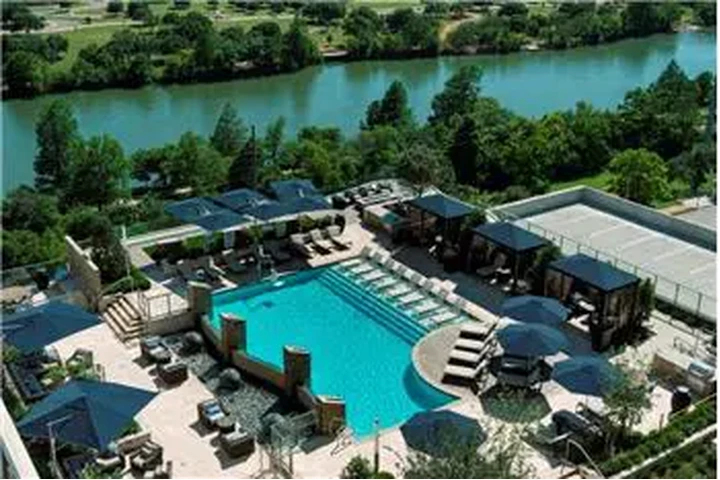 $1916 : Rental property with 0 bedro image 7